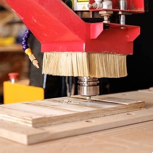 CNC İşlemleri Hizmeti